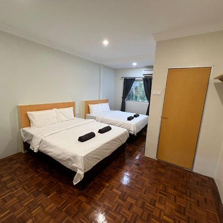 Homestay Suria Kuala Kangsar Extérieur photo